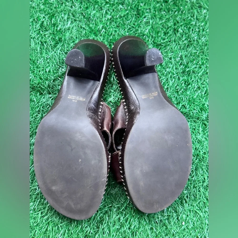 MIA Women’s Brown Leather Sandals Size 8M‎
